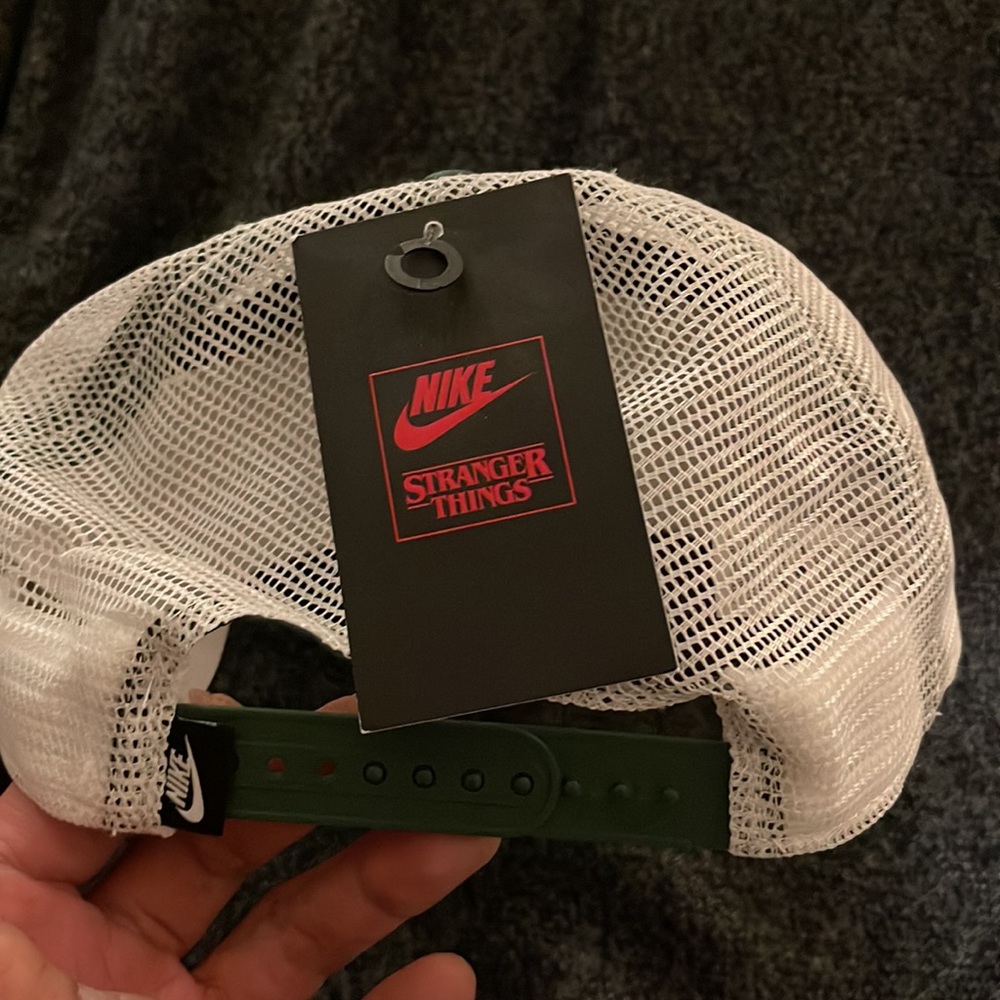 Stranger things hat - Picture 2 of 4